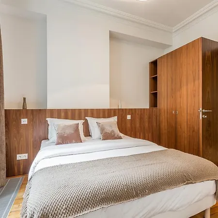 Apartment Chic For 4 Champs-elysees Robert Estienne 2 *